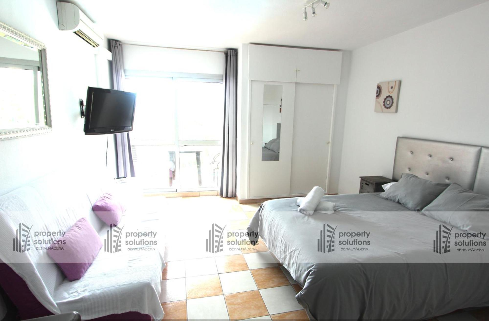 427 Estudio En Jupiter - Vista A La Piscina, El Mar Y Montana Benalmadena
